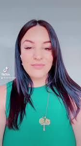 Kaye Casey's Instagram, Twitter & Facebook