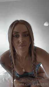 Watch online Kaye aka Kaye2828 OnlyFans - I am gonna do something wild… on  X-video