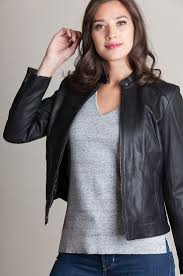 Pin By Bo Rabary On Vetements In 2020 Stylish Leather Jacket Leather Wear Jackets