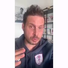 🌟DECOUVERTE🌟, Chaque semaine nous partons à la découverte de l'un(e) de  nos adhérent(e)s 😊, Sportifs, dirigeantes, élus, bénévoles.., vous faites  vivre notre club 🔵🔴 et nous vous en remercions 🙏, Vous ...