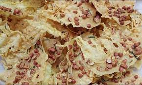 Resep mudah untuk membuat rempeyek kacang yang enak dan renyah. Resep Peyek Kacang Tanah Dan Udang Rebon Renyah Bikin Terus Ngunyah Okezone Lifestyle