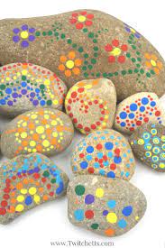 Creative Dot Painting Technique Perfect For Kids And Beginners Rock Painting Ideas Easy Rock Crafts Painted Rocks Kids