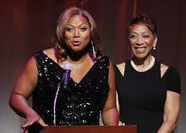Queen latifah and wendy williams husband is the same person (no cap). Queen Latifah S Mother Rita Owens Dies After 14 Year Battle With Heart Failure Nj Com
