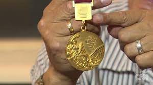 Los medallistas olímpicos de 1968, el sargento pedraza. 7 Formas En Que Los Juegos Olimpicos De 1968 Cambiaron A Mexico