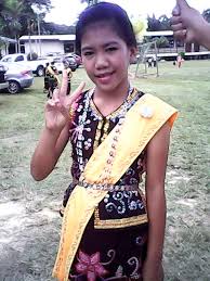 Pakaian lelaki bagi kaum murut. On Twitter Baju Tradisional Malaysia Sabah Pinangkolo Masyarakat Murut Http T Co Vqmbmsxxdp