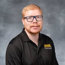 Derek Hyche's Instagram, Twitter & Facebook