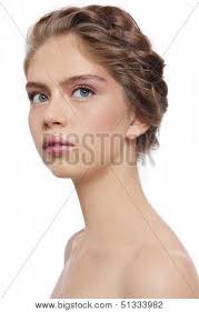 Sound familiar, #crafthairdresser? 🙄😂 And we're sure a few of you are  guilty of this yourself! 🙈 Spotted