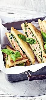 Lachs Tramezzini Rezept Edeka Rezept Raucherlachs Tramezzini Fisch Brotchen