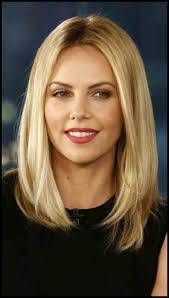 Super Frisuren Fur Langes Feines Haar Mit Pony Frisuren Ideen 2019 Bob Frisuren Rundes Gesicht Langhaarfrisuren Frisuren Rundes Gesicht