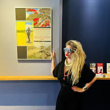 Motyike, Autor auf BOGI NAGY