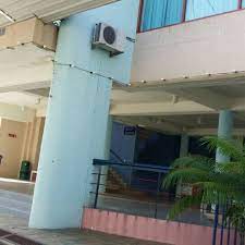 Pembantu ahli majlis christopher elvin joseph : Perpustakaan Awam Majlis Daerah Sri Aman