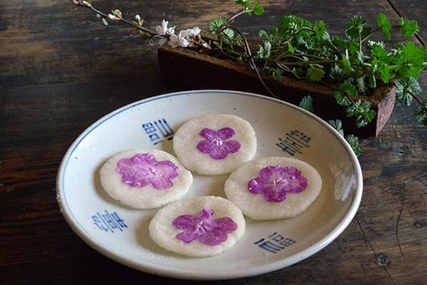Azalea Rice Cake