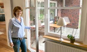 Du möchtest dein neues fenster einbauen und brauchst hierfür eine hilfestellung? Pollmann Renken Fenster Winterzeit Modernisierungszeit