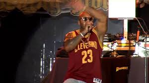 La princesa del nuevo soul , ya tiene 33. Flo Rida In The Ayer Roverfest 2015 Rover S Morning Glory