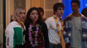 Repelishd.tv » estás por ver american pie presents: Adidas Jacket Of Lizze Broadway As Stephanie Stifler In American Pie Presents Girls Rules 2020