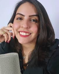 Sarah Amaral's Instagram, Twitter & Facebook