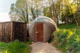 Finn lough resort, enniskillen, united kingdom. Finn Lough Resort Stay In A Bubble Dome In Northern Ireland Adaras
