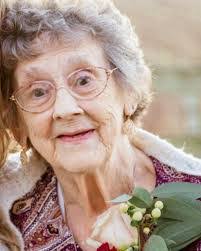 Travis Headley's Instagram, Twitter & Facebook