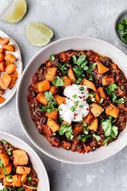 Black Beans Or Pinto Beans Chipotle Black Bean Chipotle Chili With Roasted Sweet Potato Recipe Food Recipes Sweet Potato Chili Food