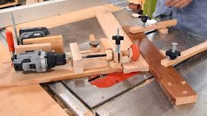 Homemade Power Feeder Woodworking Jigs Woodworking Cool Woodworking Projects