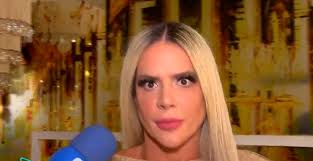 Ex-A Fazenda, Denise Rocha passa por procedimento estético e surge  irreconhecível aos 35 anos