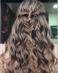 Here are fresh trendy ideas for prom hairstyles for short hair worthy to show off at your senior ball. 22 Perfectly Gorgeous Down Hairstyles For Prom
