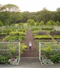 Martha Stewart Garden This Is Totally What My Backyard Is Going To Look Like Vegetable Garden Design Outdoor Gardens Vegetable Garden