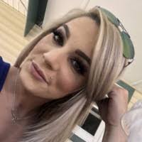 Amanda Provencher's Instagram, Twitter & Facebook