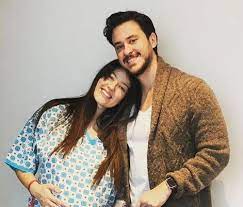 İki oyuncu bu videoyu sosyal medyadan paylaştı. Pelin Akil Dogum Yapti Iste Bebeklerine Verecekleri Isim Takvim