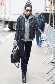 Pin On Celebrities Trendsetters