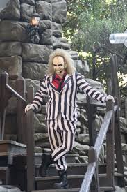 The community beetlejuice easter egg spanned three seasons. Universal Orlando S Beetlejuice S Graveyard Revue Closing On December 3 2015 Beetlejuice Universal Orlando Disney World Rides
