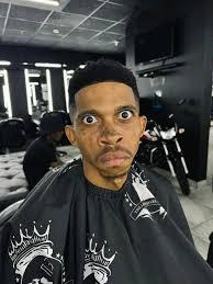 Who is best comedian in malawi ♡♧☆?