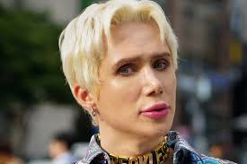 Influencer oli london has surgery to look like bts star jimin and claim they're now korean and 'transracial'. Yo Yfnpfldrp6m