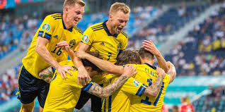Här listas alla livesändningar av fotbollsmatcher runtom i världen. Sa Firar Landslaget Midsommar I Goteborg Gp