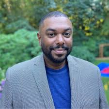 That's a wrap! Happy to close out my 2023 term as President of the (MIAS)  Marine Insurance Association of Seattle Board at the Annual Banquet last  week. The Presidential gavel is in