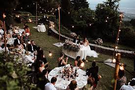 Villa montefiano è un'azienda che vanta una lunga esperienza nell'ambito del catering e dell'organizzazione di eventi. Jewish Wedding Villa Montefiano Fiesole Florence Tuscany Italy 0068 Smashing The Glass Jewish Wedding Blog