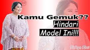 Perpaduan antara jenis kebaya modern dan gaun memang menjadi salah satu busana pernikahan dewasa ini yang sangat populer sekali. Model Kebaya Orang Gemuk 2020 Terbaru Jangan Pilih Model Kebaya Ini Youtube