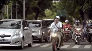 Contoh iklan yang pertama adalah iklan display. Malas Pakai Helm Saat Berkendara Simak Iklan Layanan Masyarakat Dari Kemenhub Berikut Ini Tribun Solo