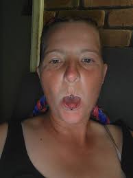 Does anyone else have a tongue bar? they should do a septic sam one