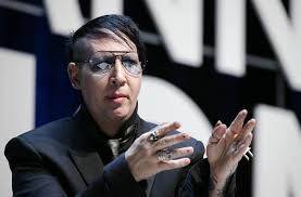 These photos feature a young marilyn manson, the controversial singer and actor who was born brian hugh warner on january 5, 1969. Pictures Of Marilyn Manson Picture 318015 Pictures Of Celebrities