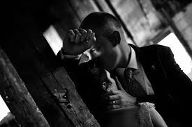 This May Be One Of My Favorite Pictures Ever Isaac Slade Of The Fray With His Br Seattle Wedding Photography Wedding Photography Styles Seattle Wedding Dress