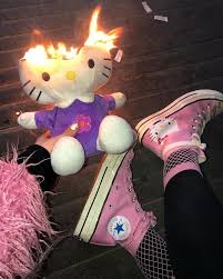 We would like to show you a description here but the site won't allow us. Hello Kitty Wallpaper Aesthetic Grunge Novocom Top
