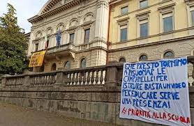 Non esiste un'età giusta per iniziare un corso di cinese, l'importante è avere molta motivazione e l'insegnante adatto a seguirti. Scuola Il Fvg Rinvia La Riapertura Delle Superiori Il Friuli