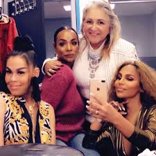 Последние твиты от hair salons near me (@hairsalonnearme). Kansas City Offers An Increasing Amount Of Resources For The Transgender Community Here S Where To Find Them