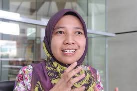 Saban tahun bonus penjawat awam bagi sesebuah negeri akan diberikan, selalunya akan diberikan ketika adanya perayaan utama. Bonus Raya Kakitangan Awam Selangor 2019 Tersoal G