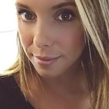 Kelly Cotter's Instagram, Twitter & Facebook