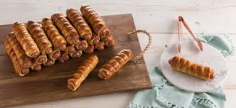 The Cooking Of Joy: Mini Homemade Pretzel Dogs