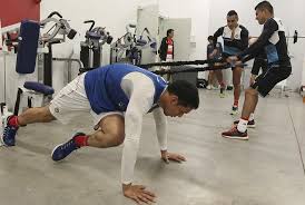 Hay Que Quedar Lo Mas Arriba En La Tabla Rodolfo Cota El Portero Asegura Que Buscaran Ganar Ante Necaxa Para Quedar En Mejor With Images Gym Gym Equipment Stationary Bike