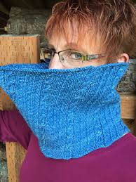 Move the ruler across your knitting until the images of the stitches on the ruler match the stitches in your knitting to get a rough determination of your stitch gauge. Ravelry Mont Tremblant Cowl Pattern By Ann Budd