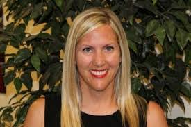 Traci Walters's Instagram, Twitter & Facebook